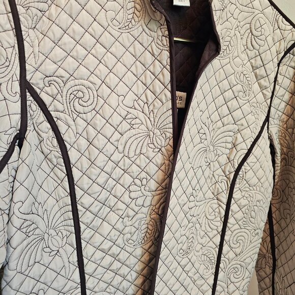 Chico's Two Piece - Picture 3 of 6